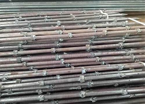 来凤隧道钢花管